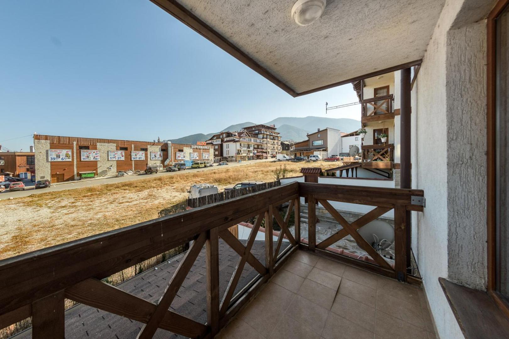 Next To Gondola Stylish And Charming Apartment Bansko Exterior photo